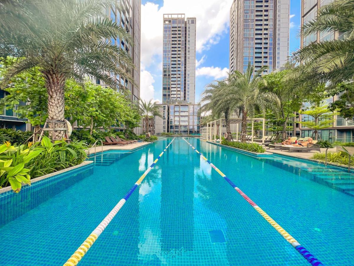 VII Aparthotel - Empire City Хошимин Экстерьер фото